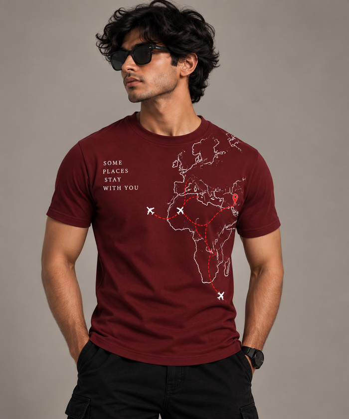 WeeCloths World Map Travel cream oversized T-shirt model image